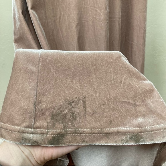 REVELRY Dawson Velvet Dress - Picture 15 of 16